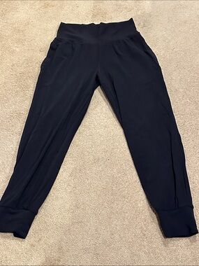 Athleta Black Salutation Jogger Label Detail